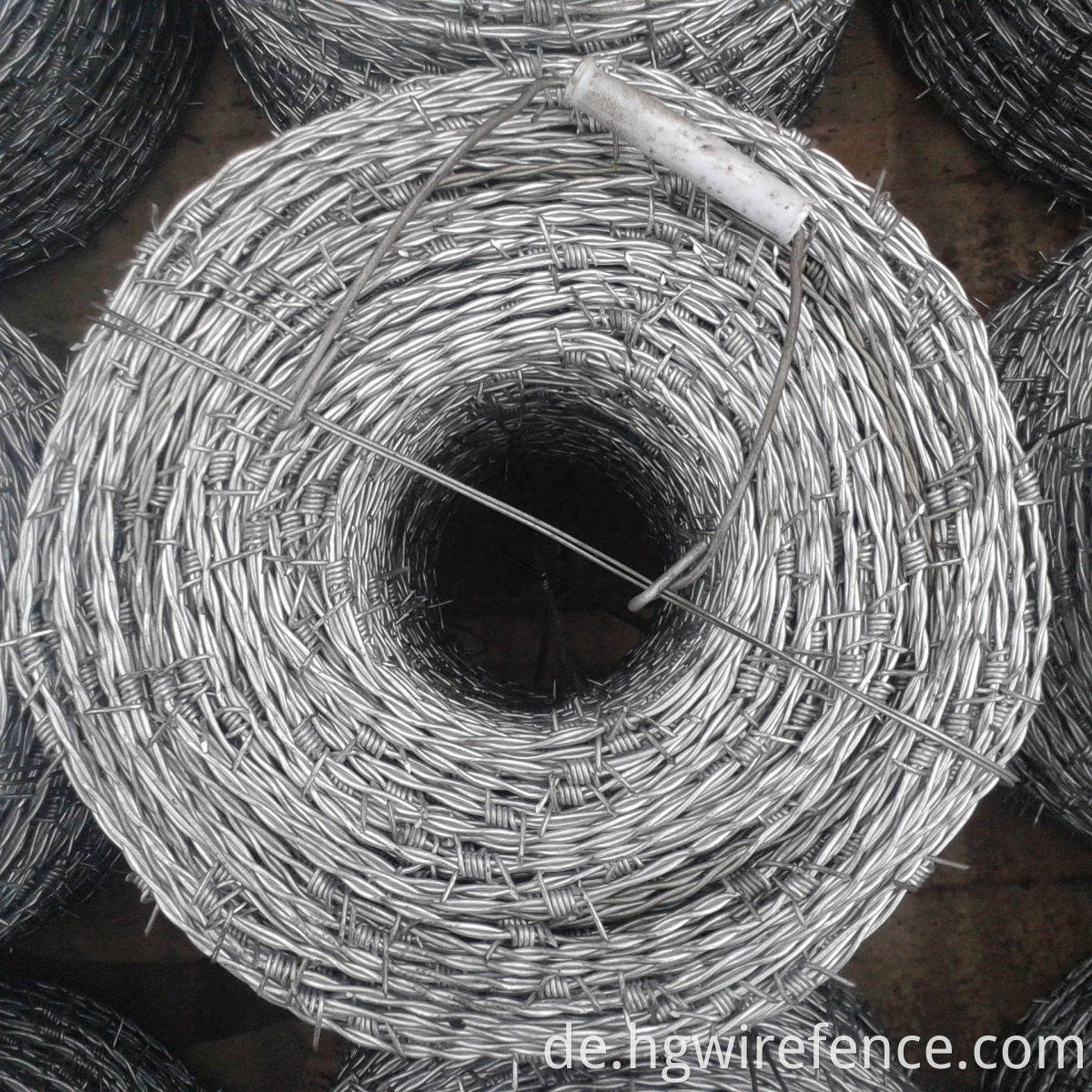 Hot Dipped Galvanized Barbed Wire In Low Price For Sale4